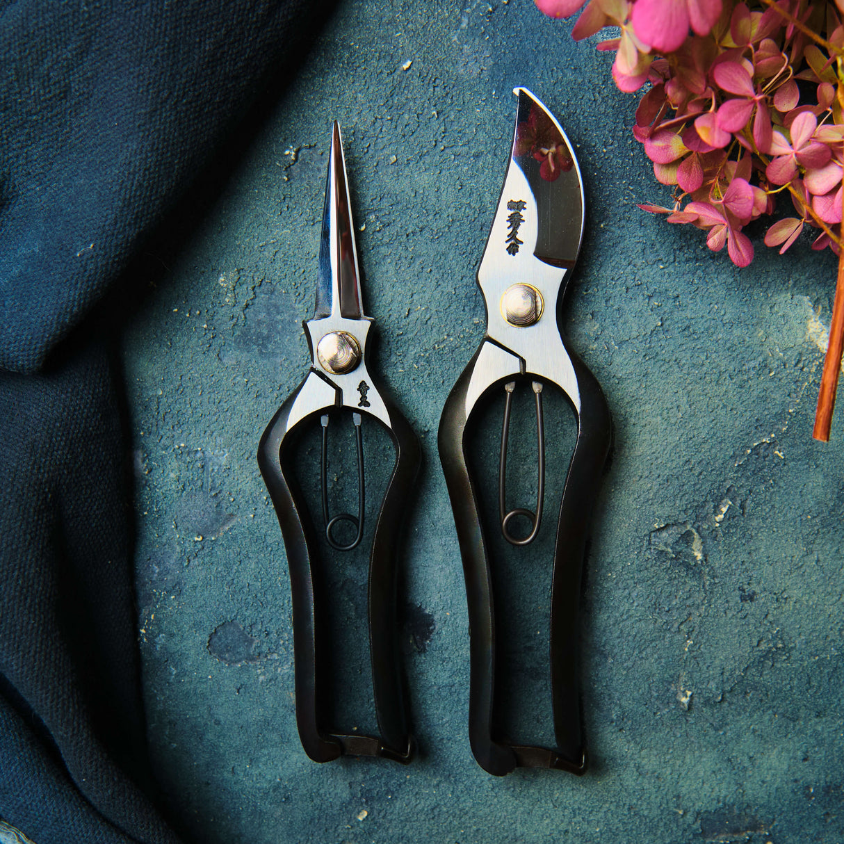 Handmade Japanese Secateurs & Budding Snips 200mm