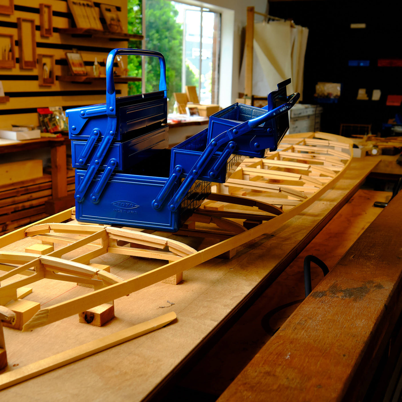 TOYO Double-Cantilever Toolbox GT-350 B (Blue)