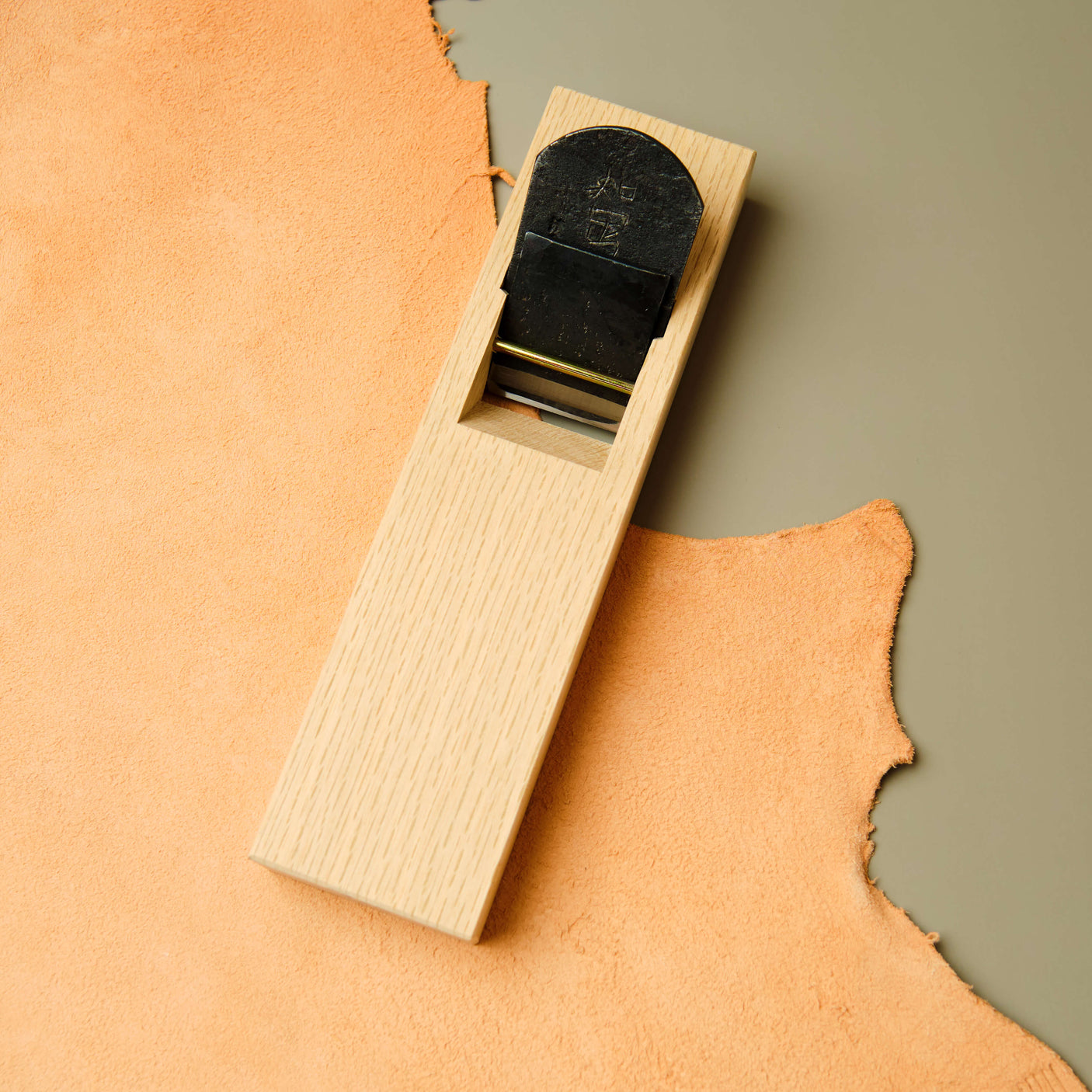 Chizoku Hiraganna Plane by Mizuno-san - 48mm