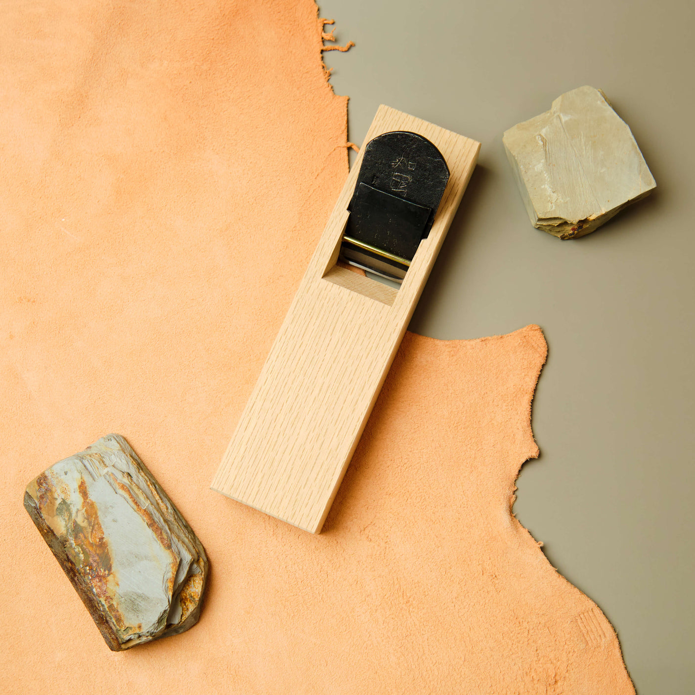 Chizoku Hiraganna Plane by Mizuno-san - 48mm