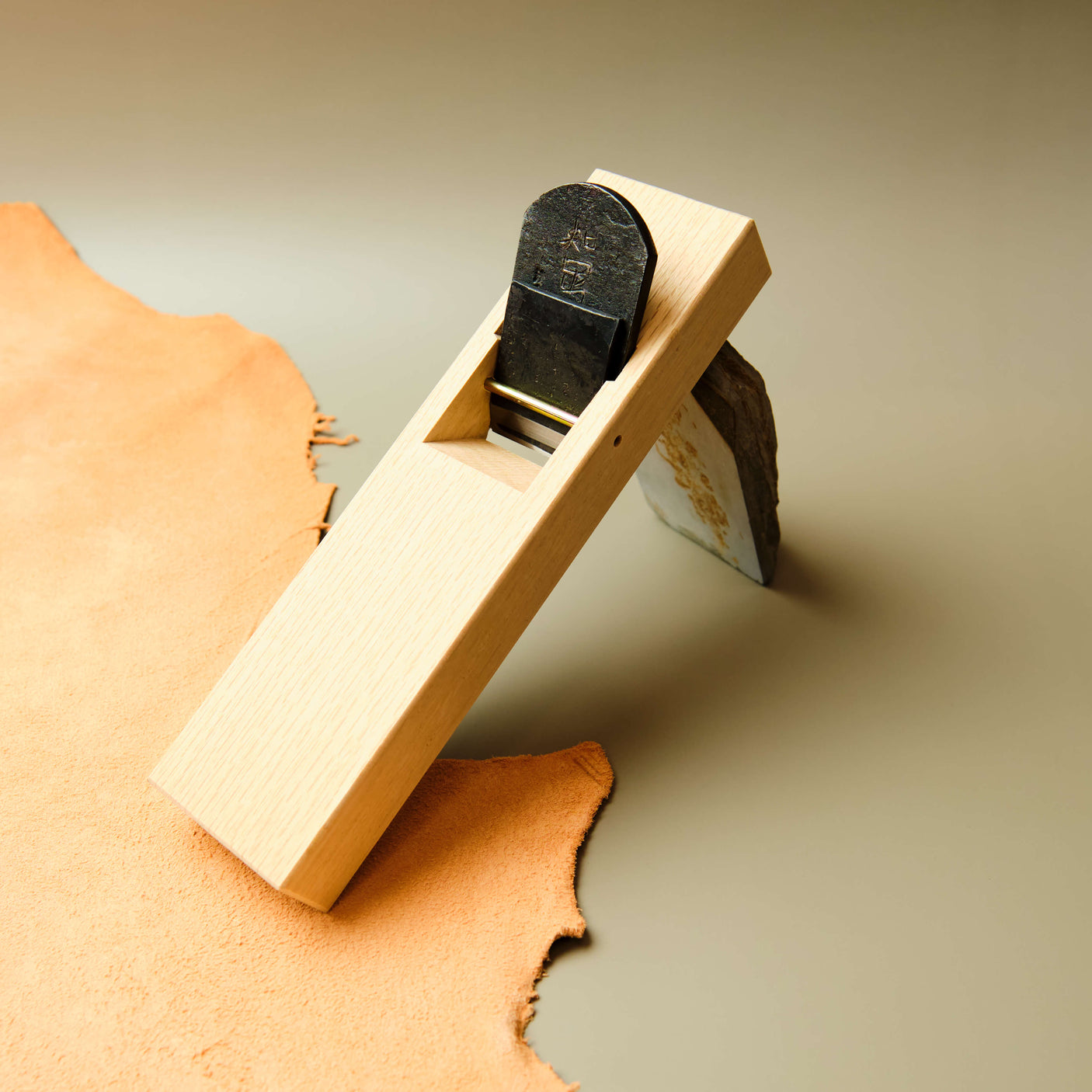 Chizoku Hiraganna Plane by Mizuno-san - 48mm