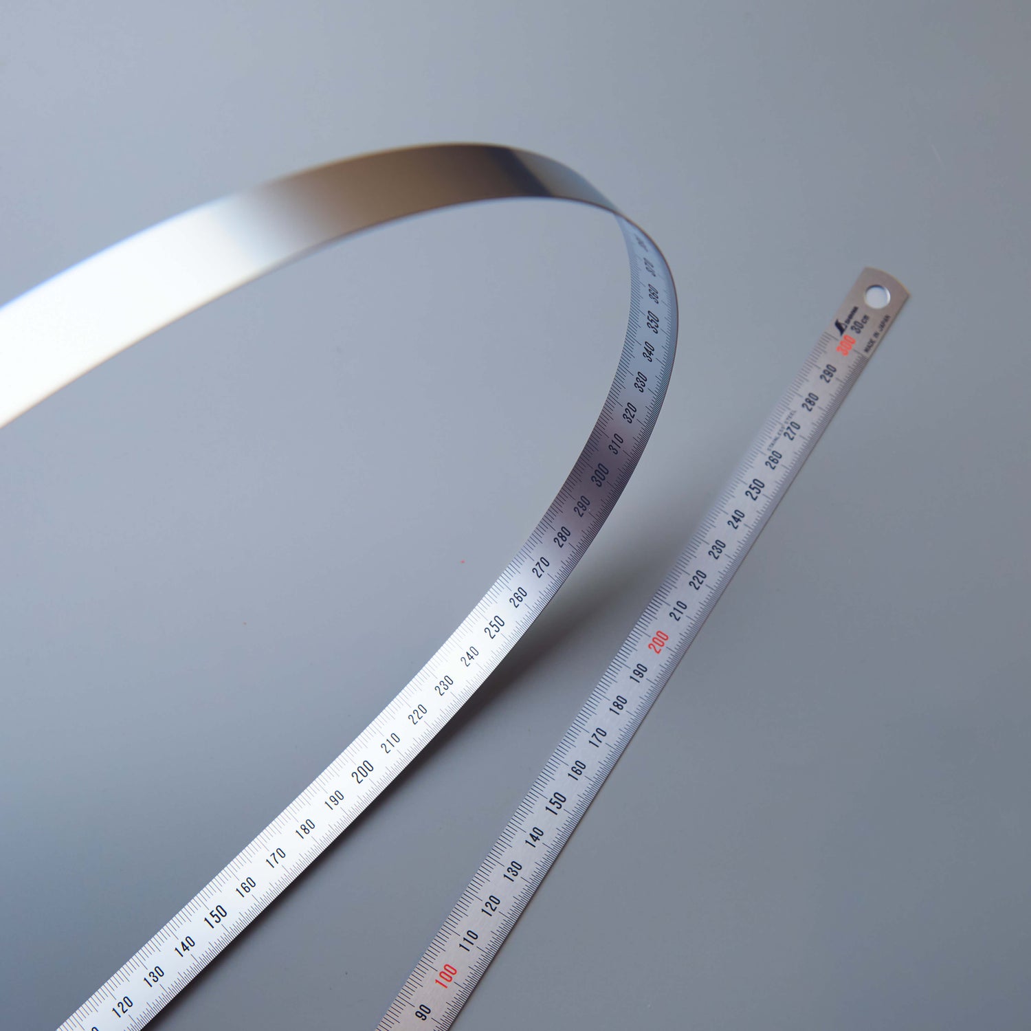 Flexible Rulers for Curves