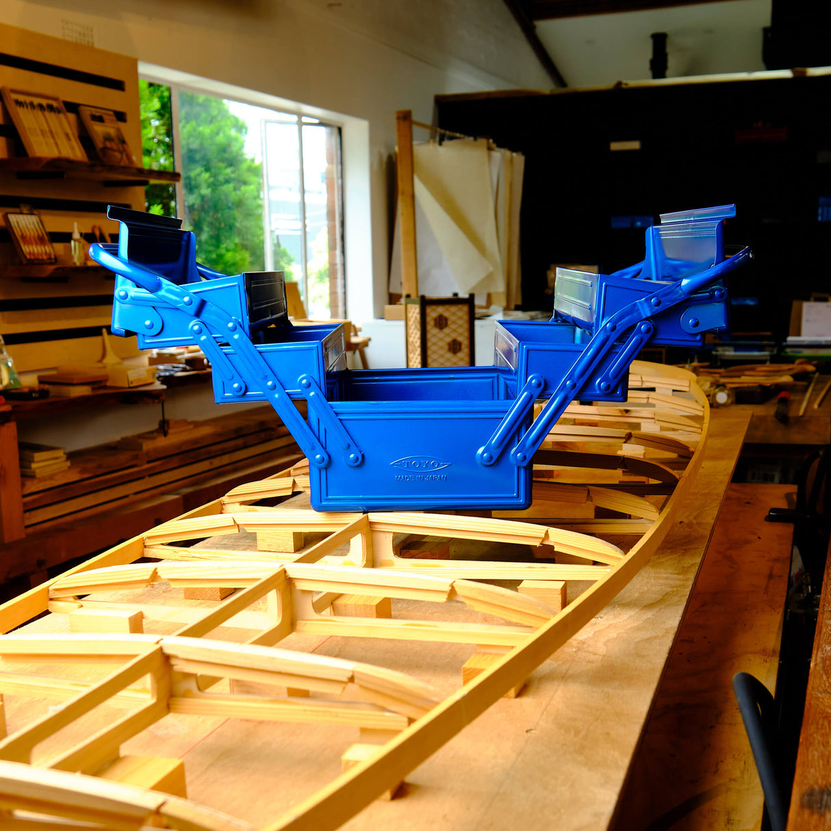 TOYO Double-Cantilever Toolbox GT-350 B (Blue)