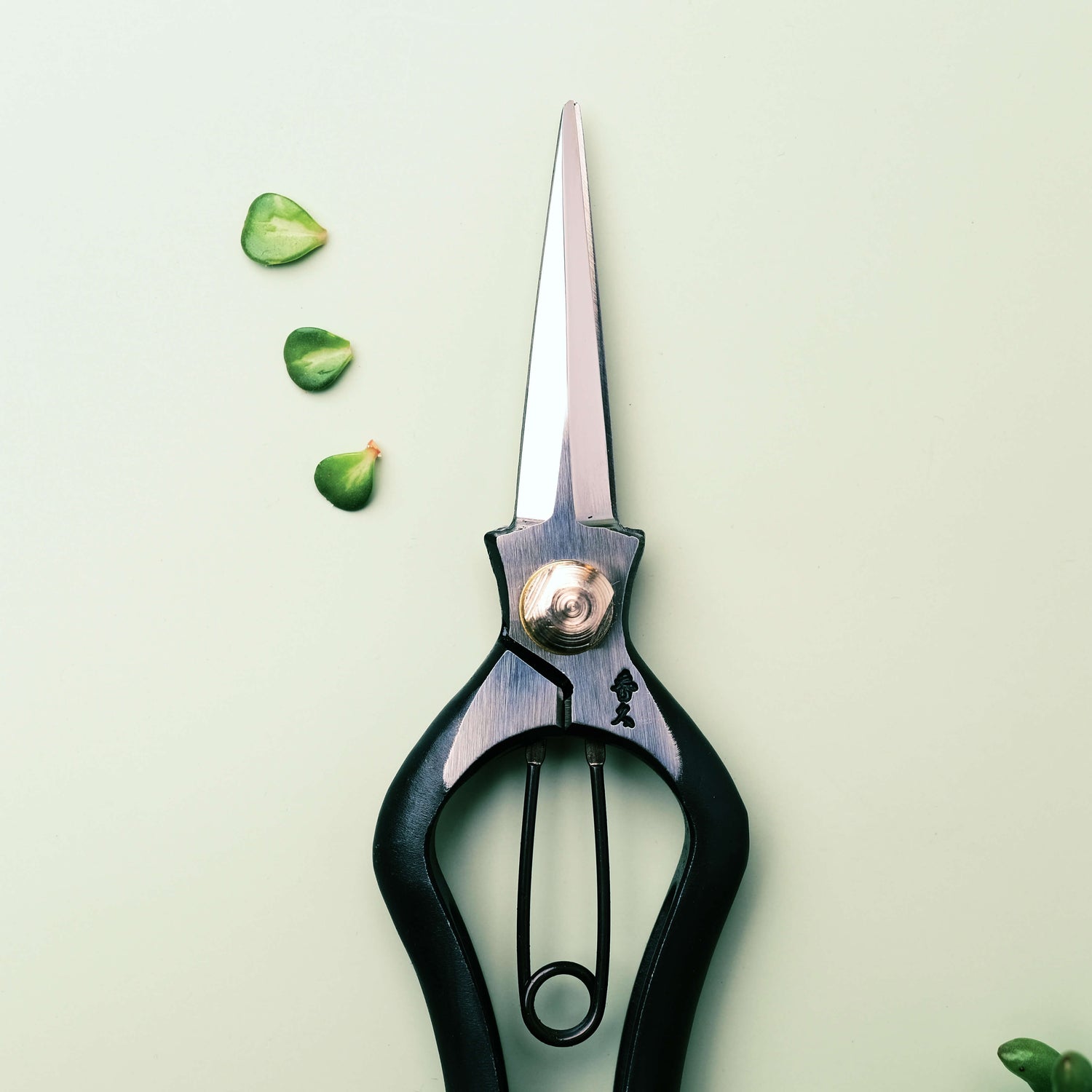 Handmade Japanese Budding Snips - 200mm