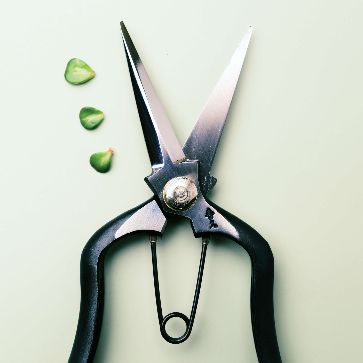 Handmade Japanese Budding Snips - 200mm