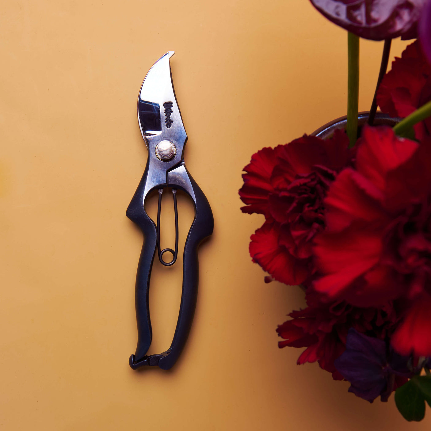 Handmade Japanese Secateurs - 200mm - Left handed