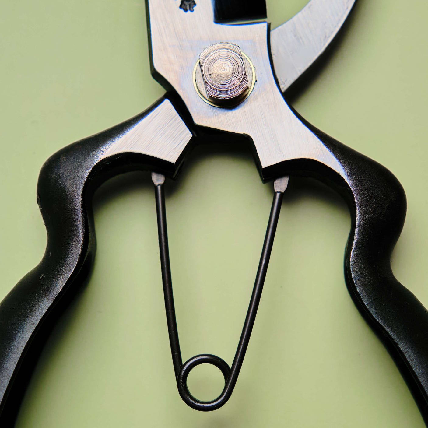 Handmade Japanese Large Handle Secateurs - 200mm