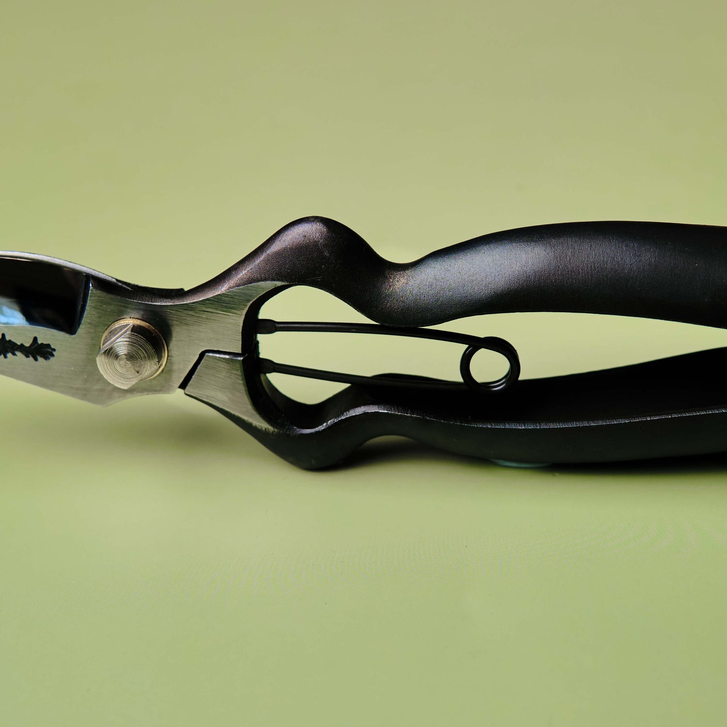 Handmade Japanese Large Handle Secateurs - 200mm