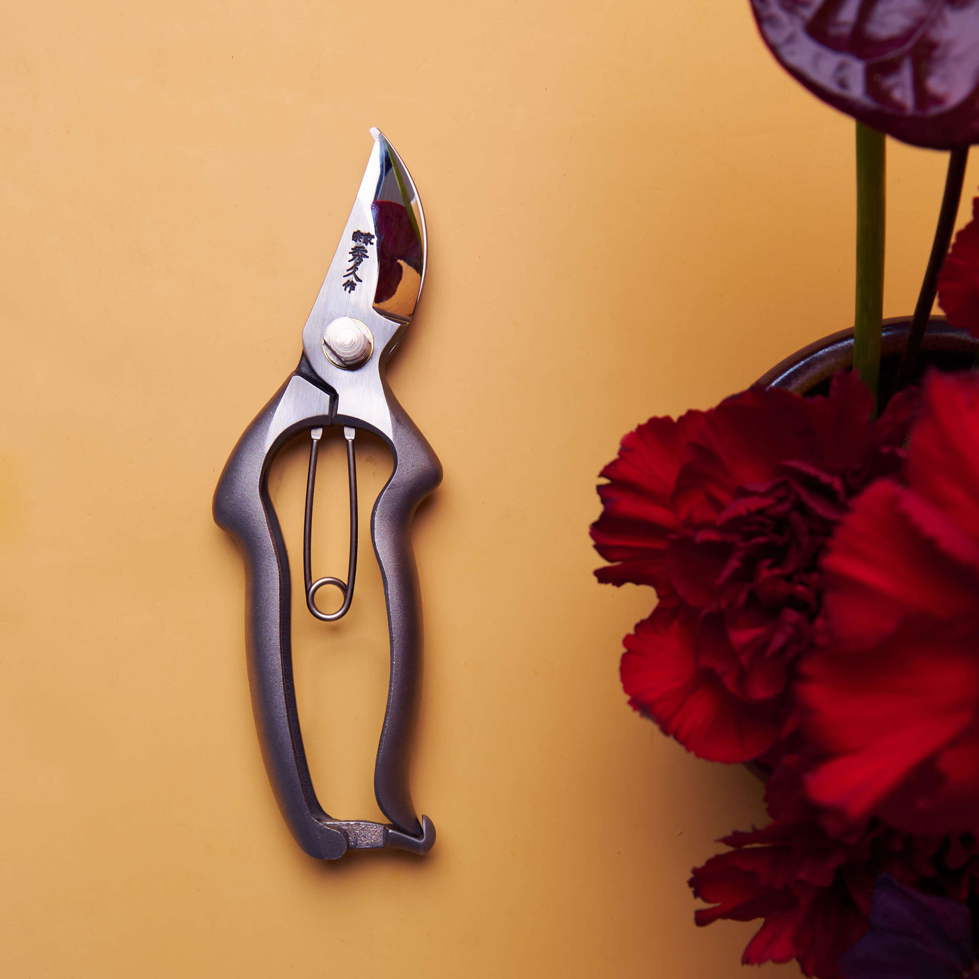 Handmade Japanese Stainless Steel Secateurs - 180mm