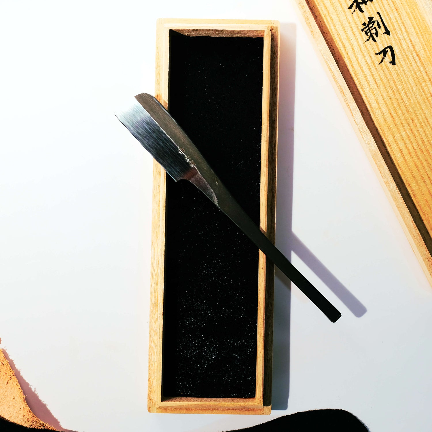 Japanese Razor from the Sanjo Seisakusho Workshop - Iwasaki Kamisori