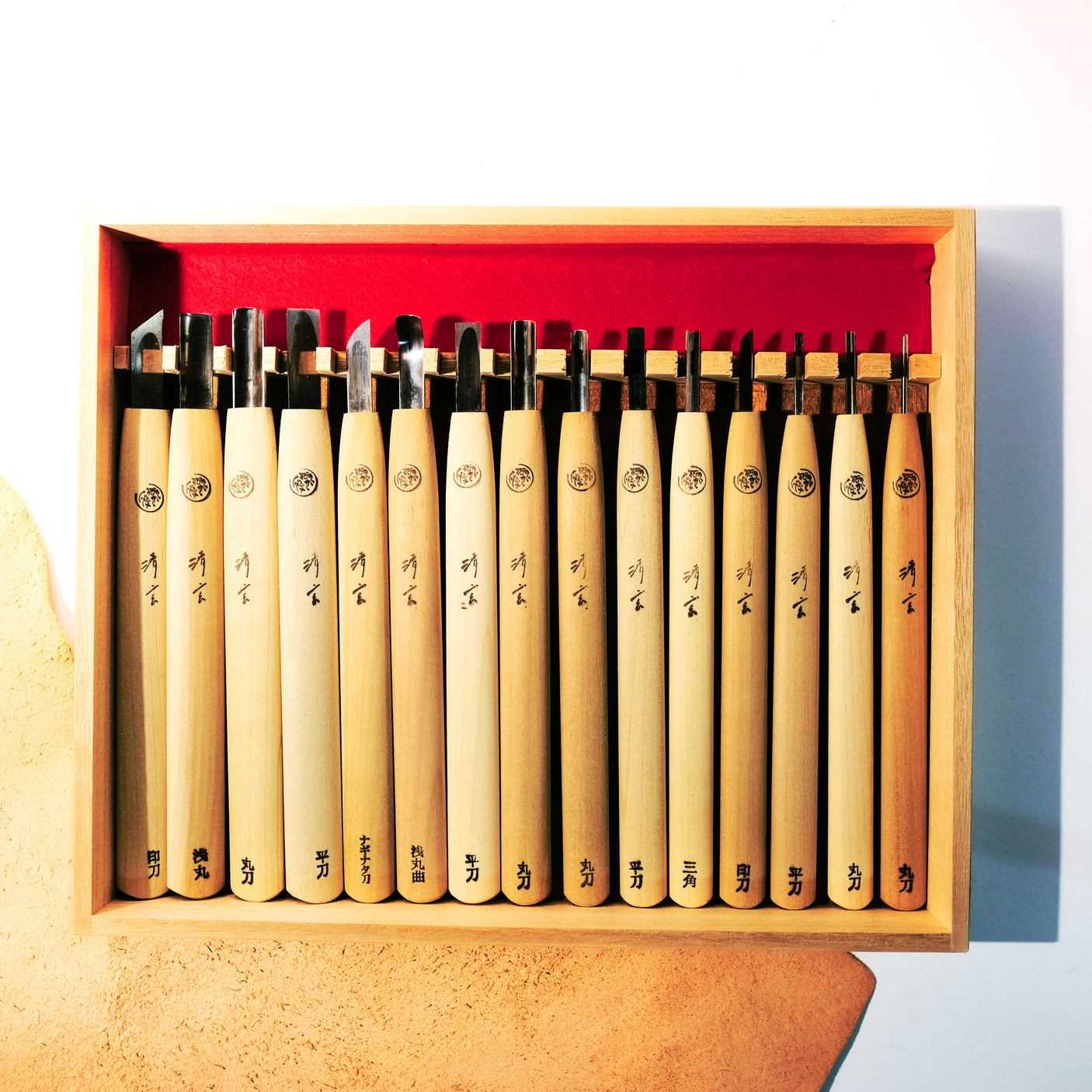 Kanmuri Carving 15 Piece Set