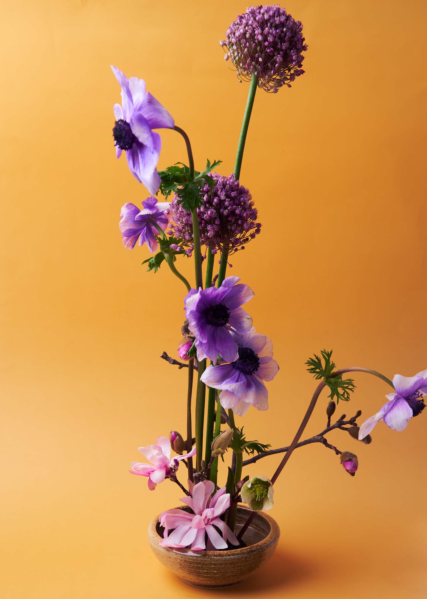 Sand Beige Glazed Ikebana Vase