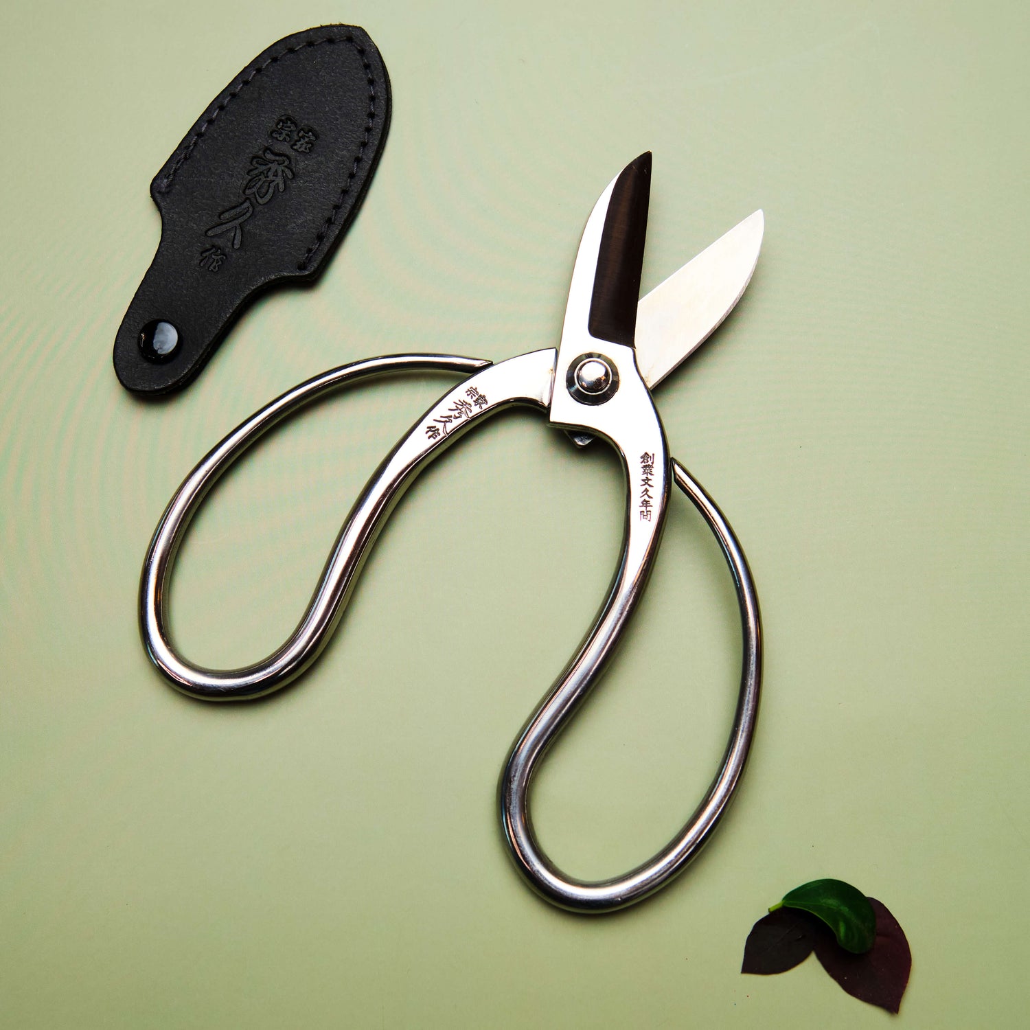 Handmade Japanese Stainless Steel Ikebana Scissors