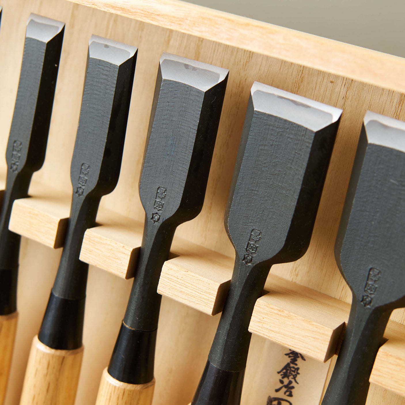 Tasai Bench Chisel Set - 10pcs