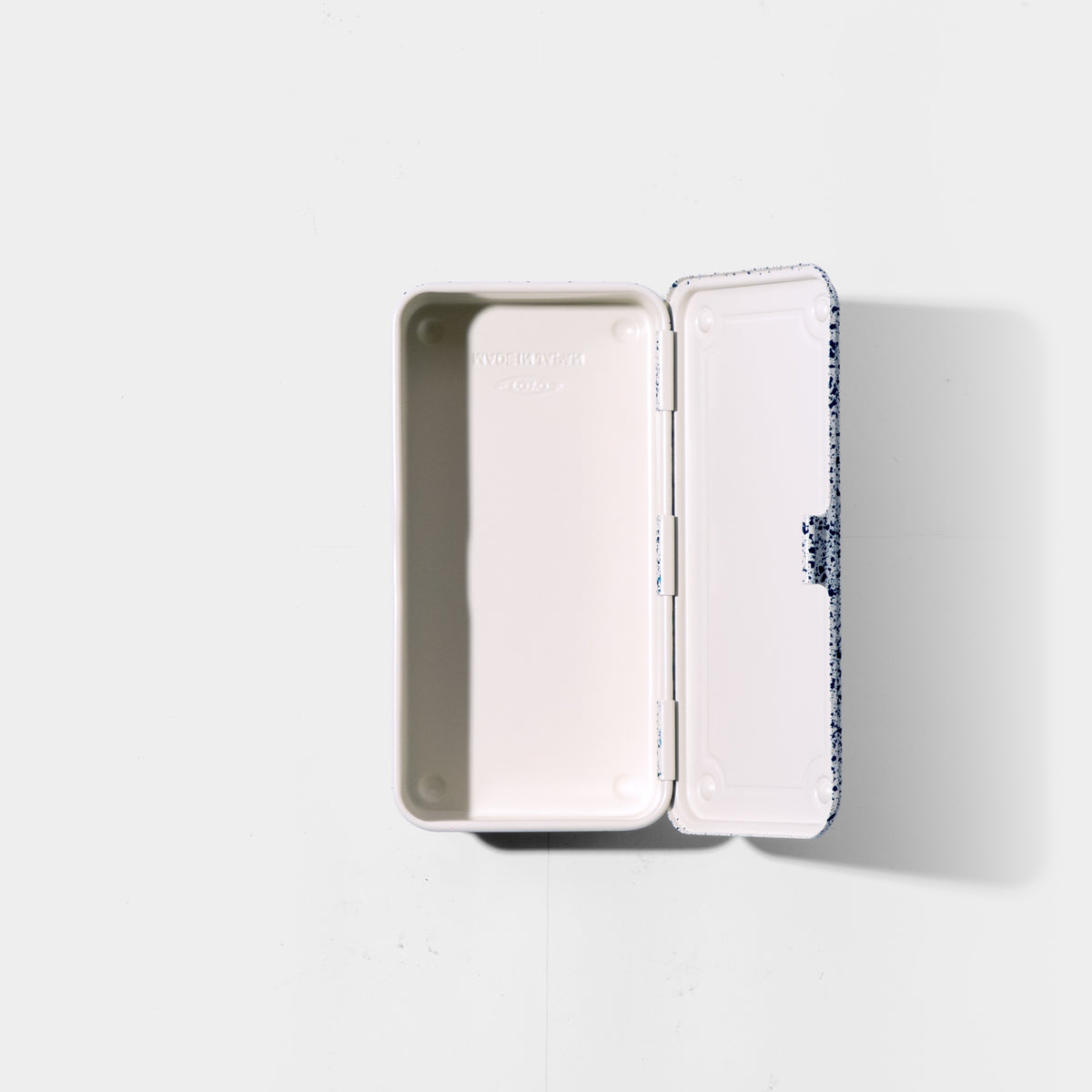 TOYO Trunk Shape Toolbox T-190 JWI (Japanese white indigo)