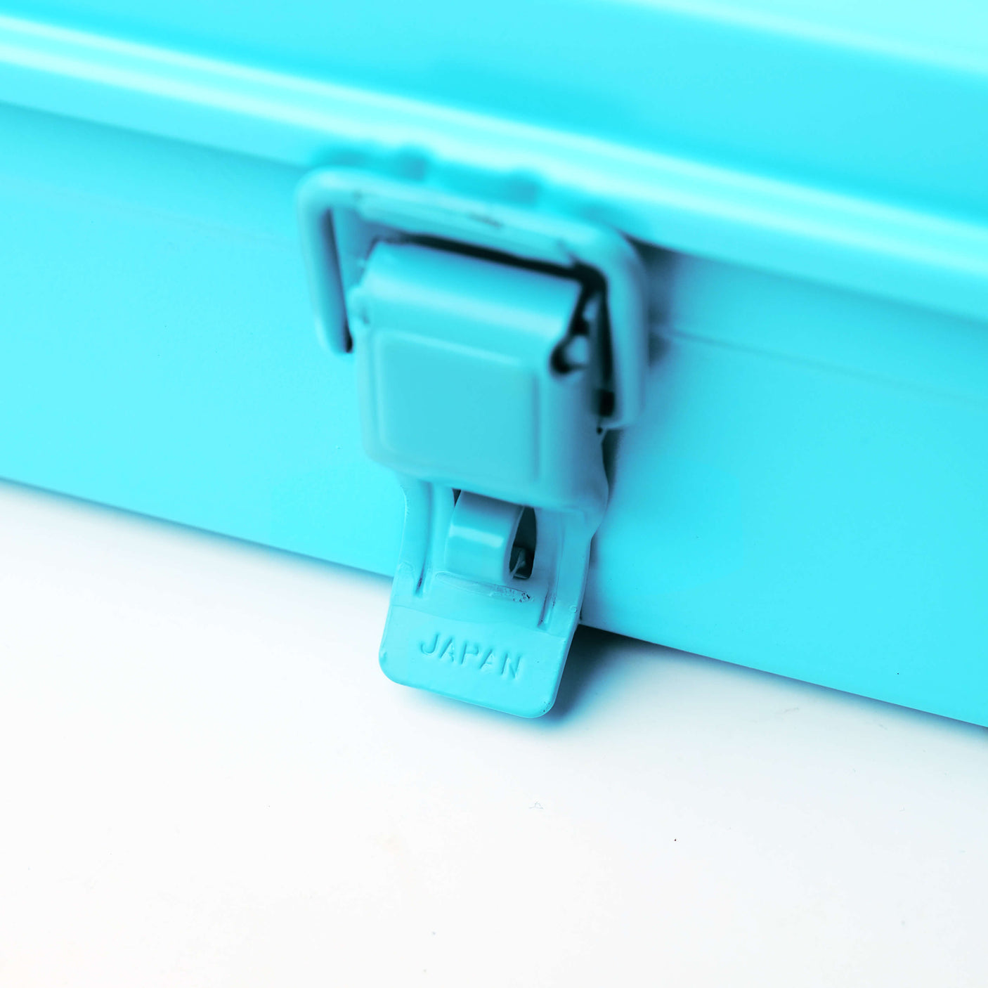 TOYO Trunk Shape Toolbox T-320 AH (Light Blue)