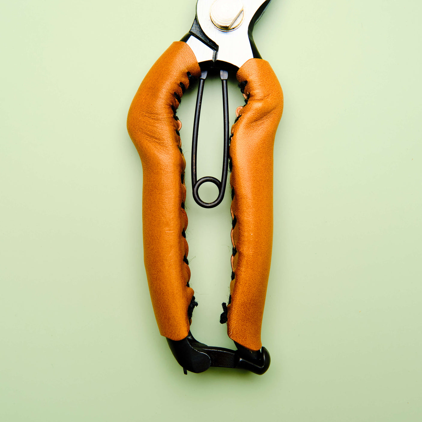 Handmade Japanese Tan Leather Handled Secateurs - 180mm