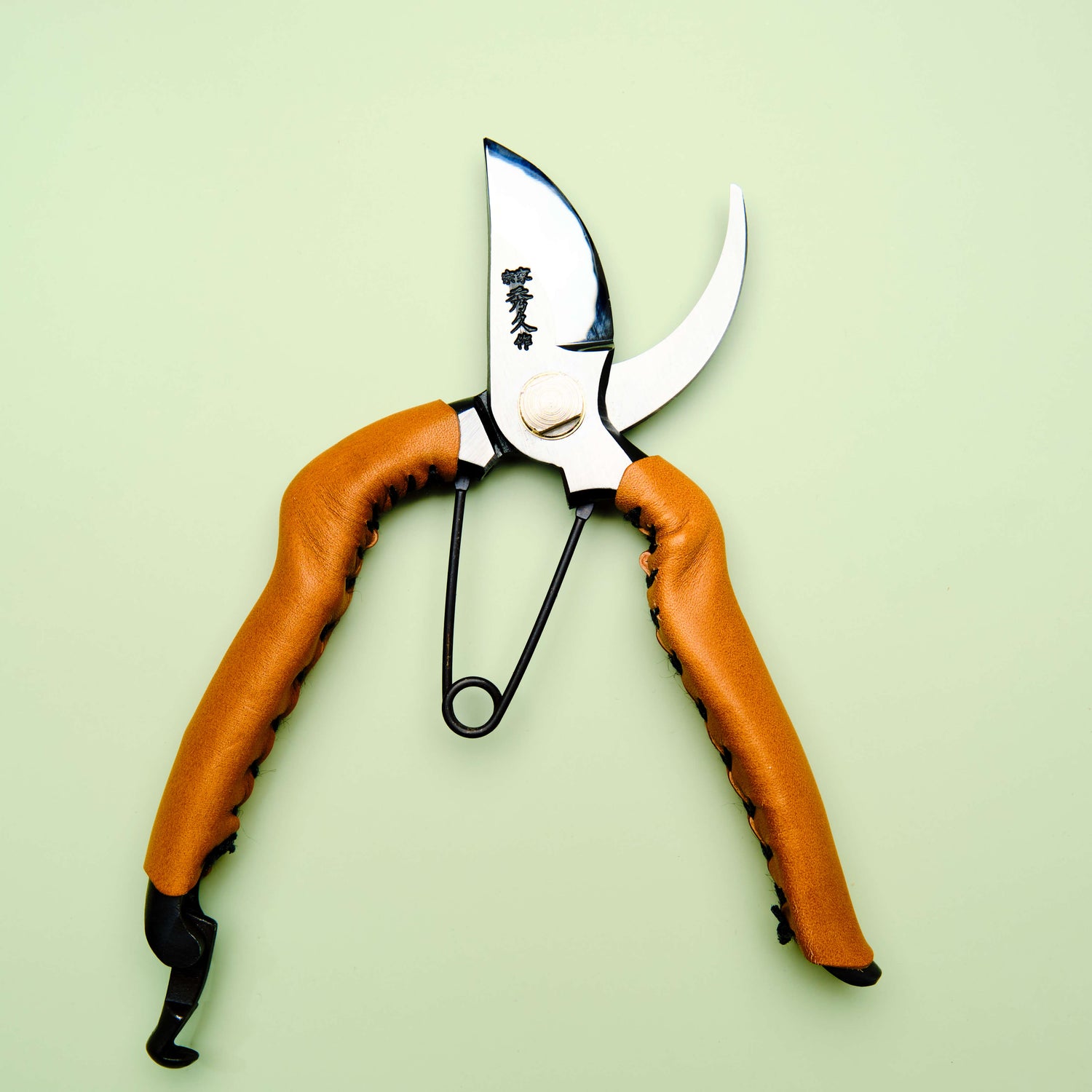 Handmade Japanese Tan Leather Handled Secateurs - 180mm