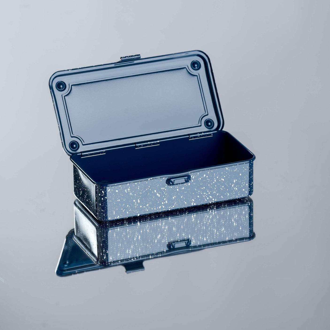 TOYO Trunk Shape Toolbox T-190 JI (Japanese Indigo)