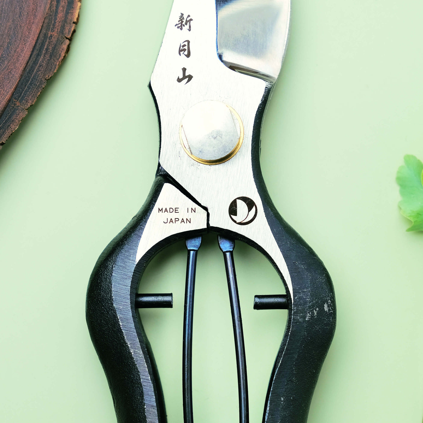 Japanese Secateurs - 200mm