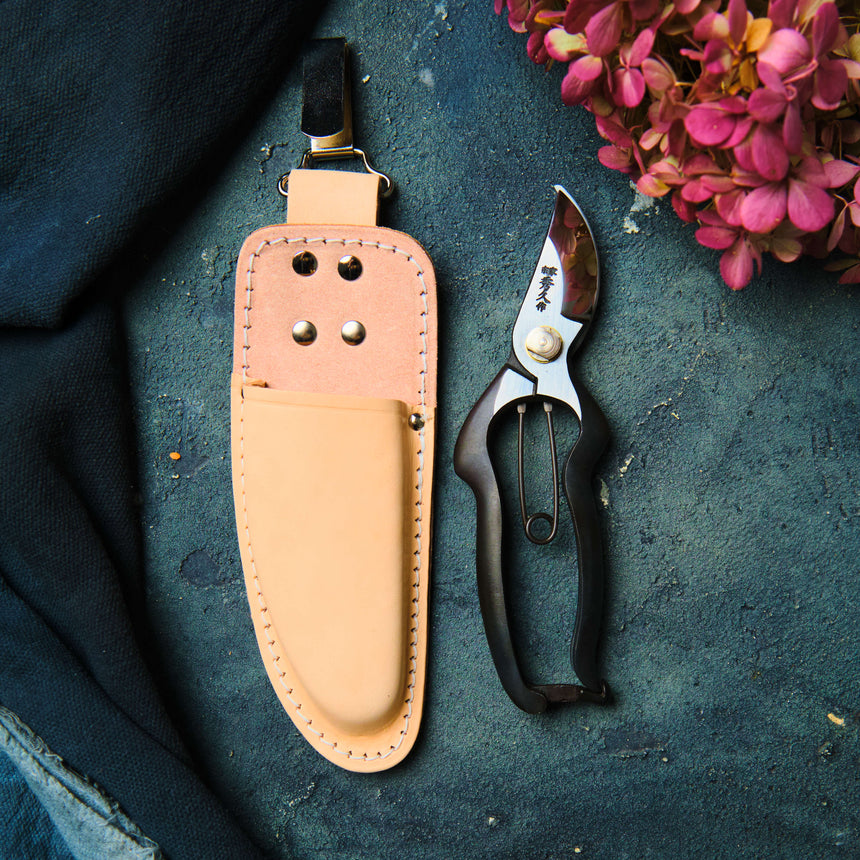Handmade Secateurs 180mm and leather Holster