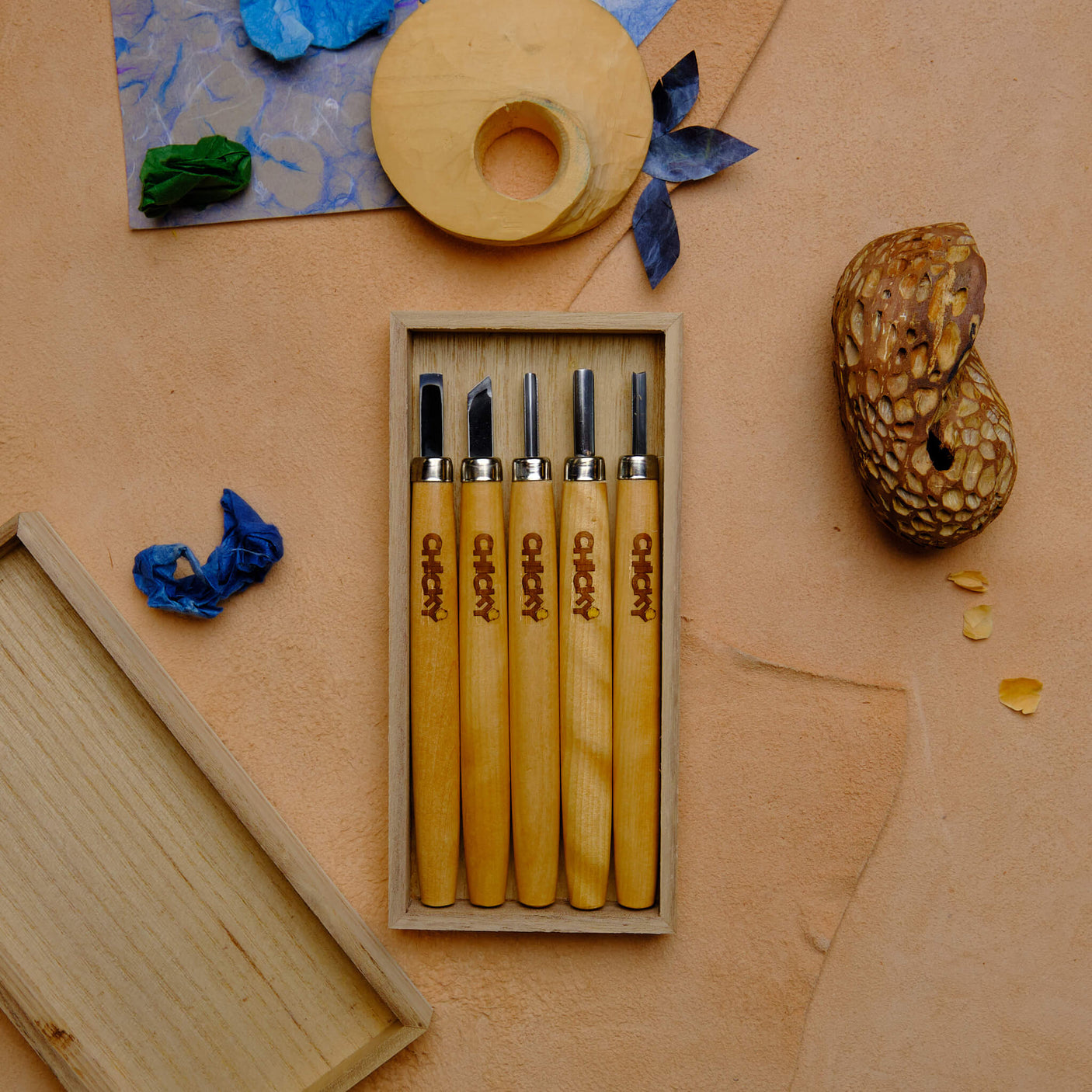 Chicky 5 Piece Carving Set