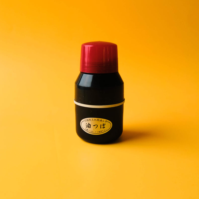 Charged Camellia Oil Applicator