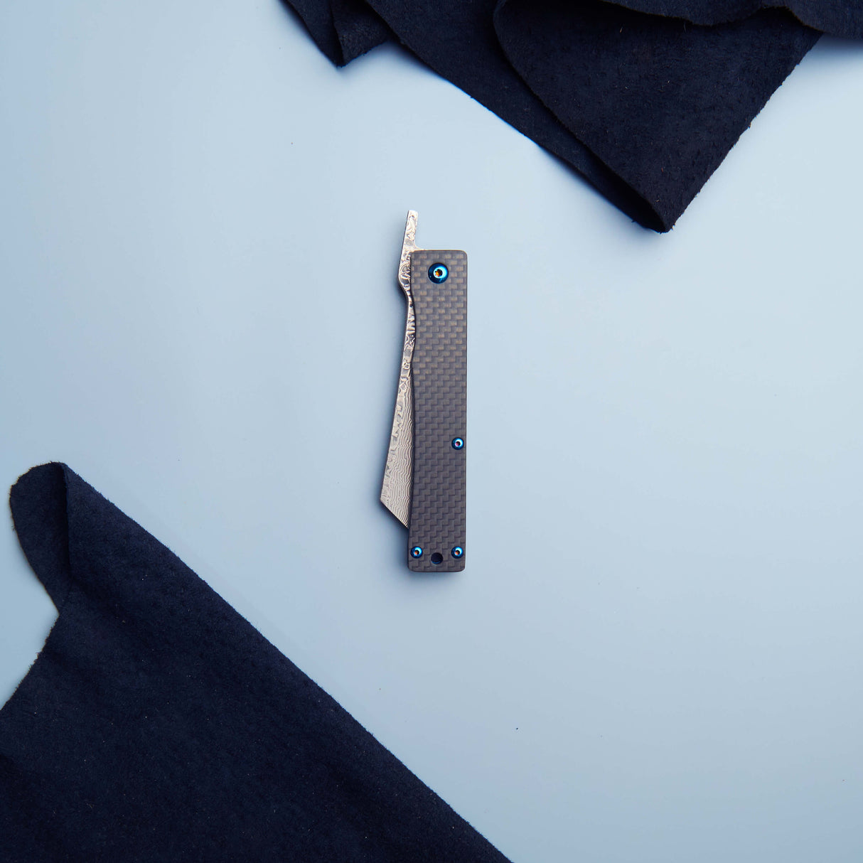 Traditional Japanese Damascus Folding Pocket Knife - Carbon Fibre Handle