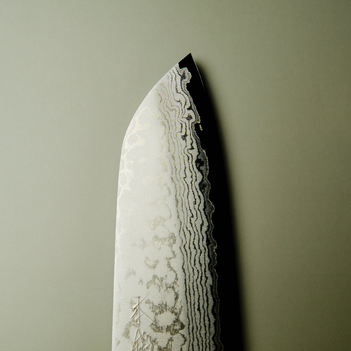 Damascus VG10 Santoku Knife - 165mm