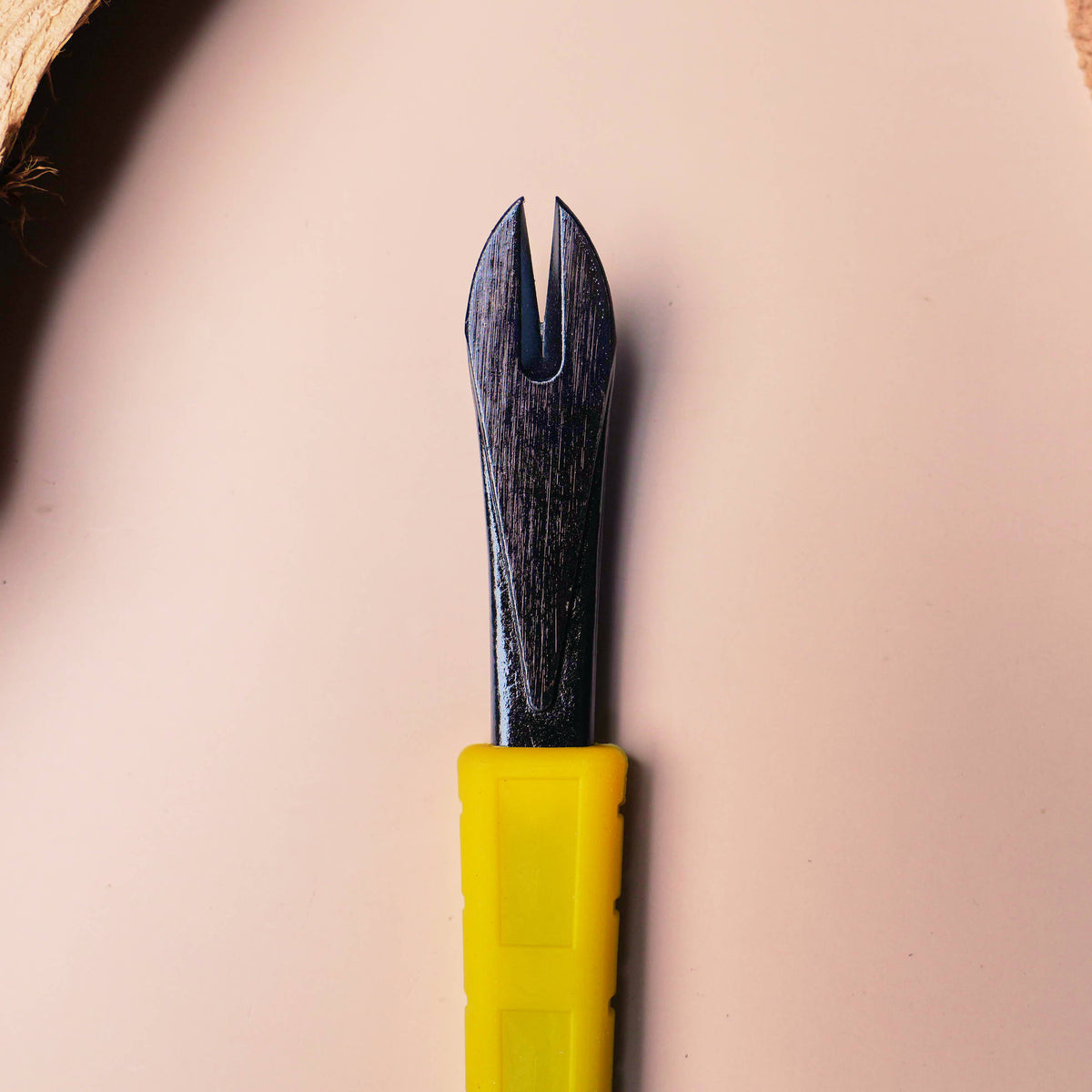 Dogyu Nail Pry Bar 333mm