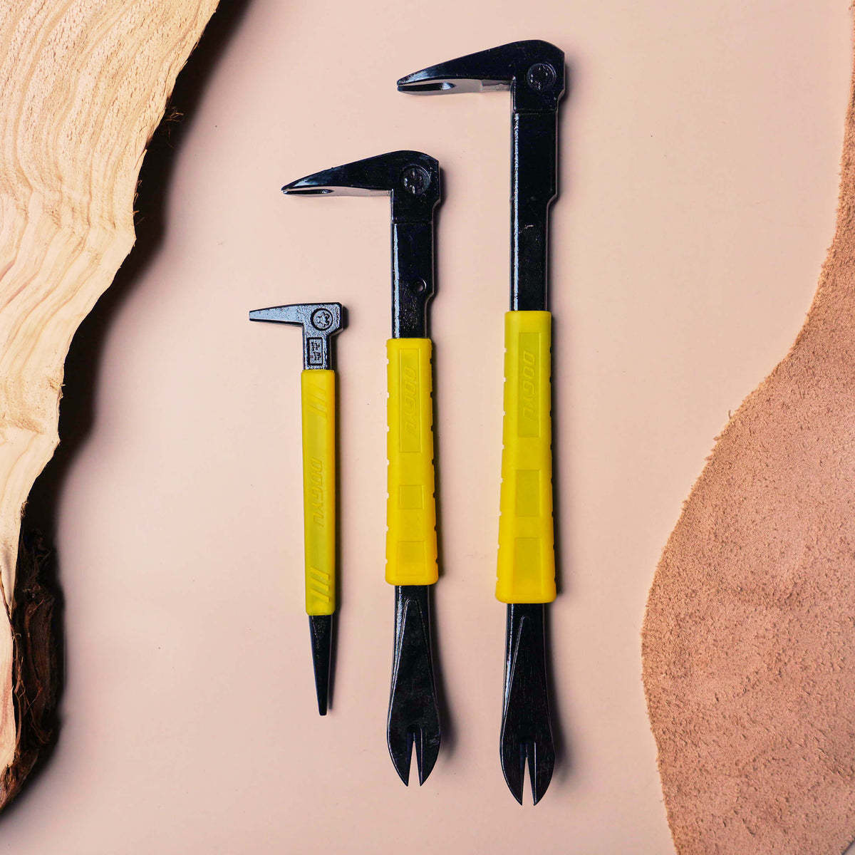 Dogyu Nail Pry Bar 333mm