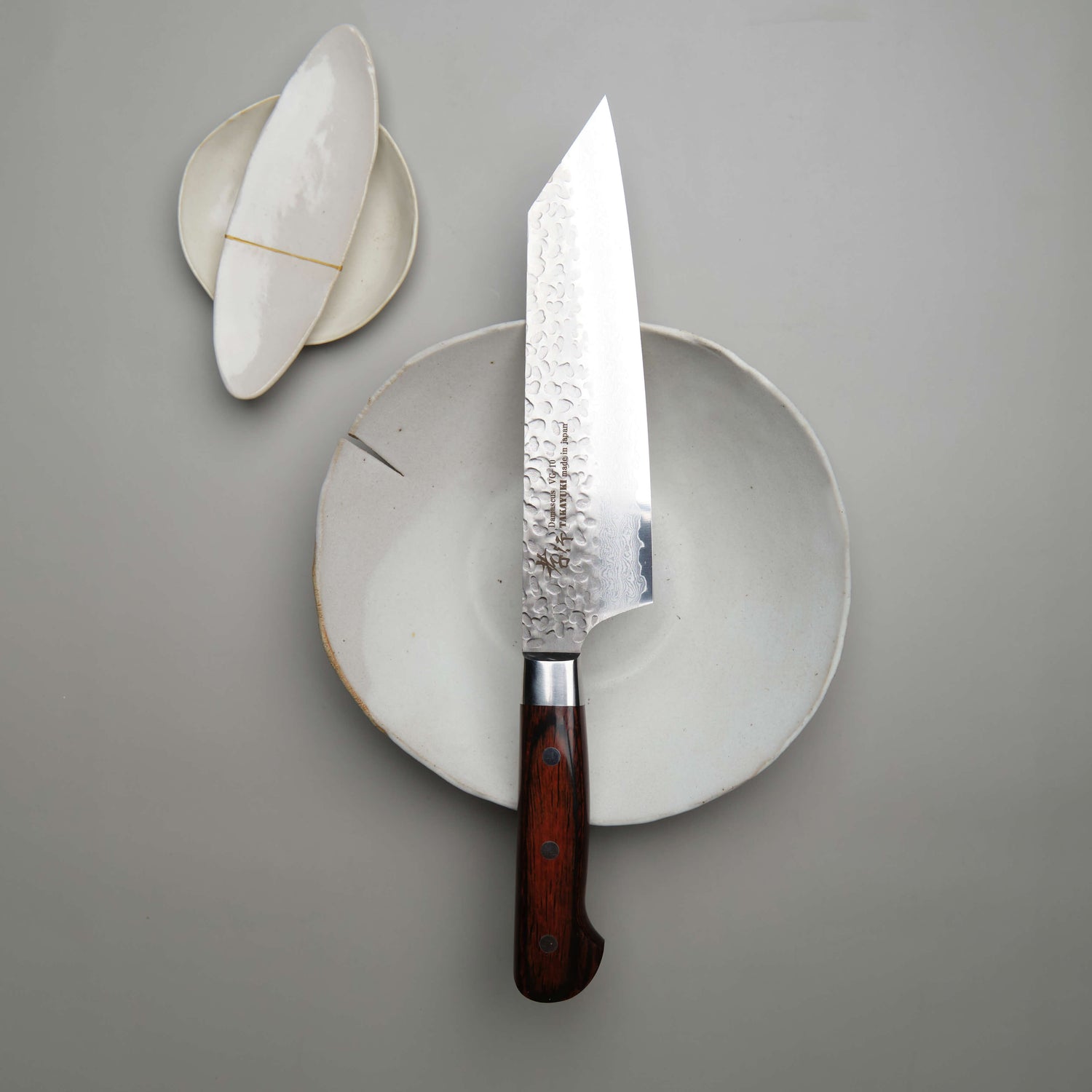 Hammered Damascus Kengata Gyuto Chef Knife - 190mm