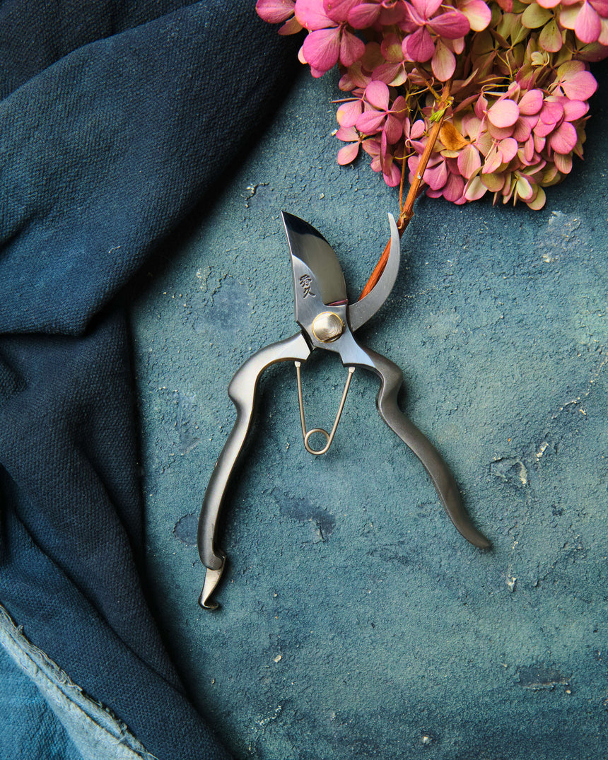Handmade Japanese Stainless Steel Secateurs - 165mm