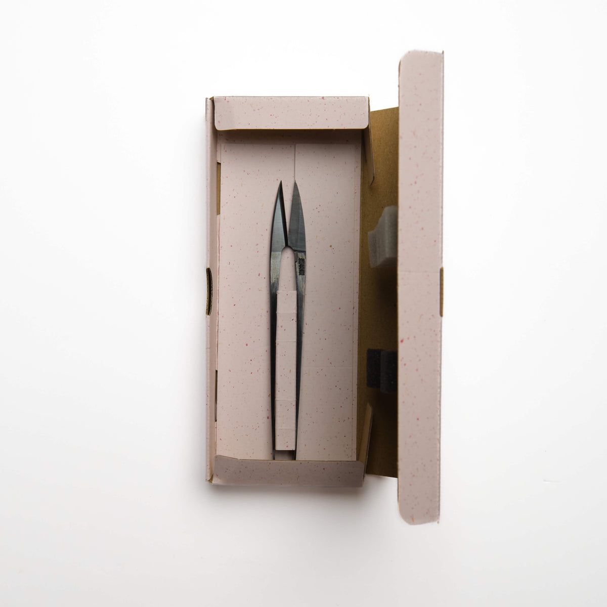 Kenshi Tume Black Grip Scissors - 140mm