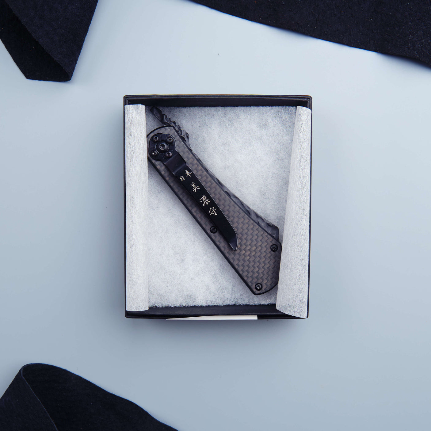 Minokami Stainless Folding Knife - Carbon Fibre Handle