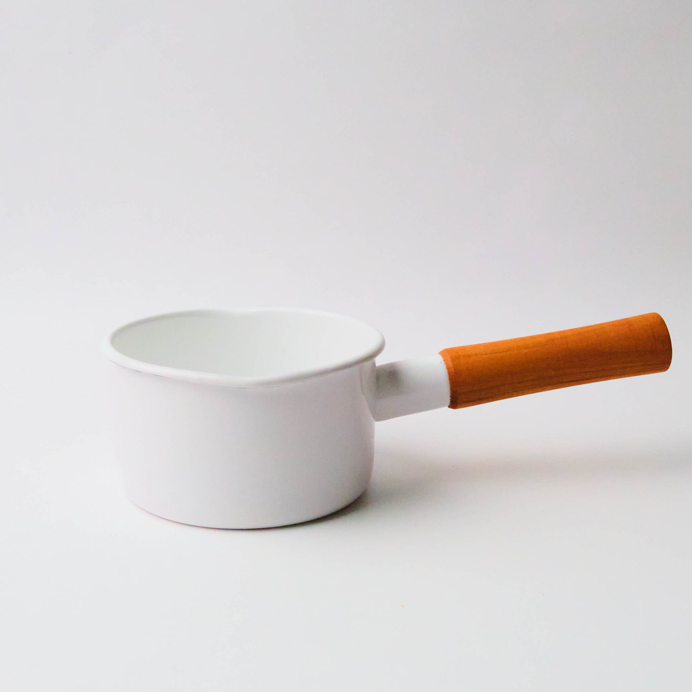 Noda Horo Enamel Milk Pan