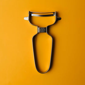 Shimomura Pro Grade Curved Peeler