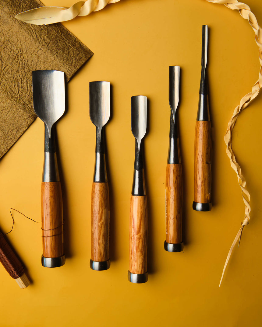 Slight Bent Gouges by Kawasei