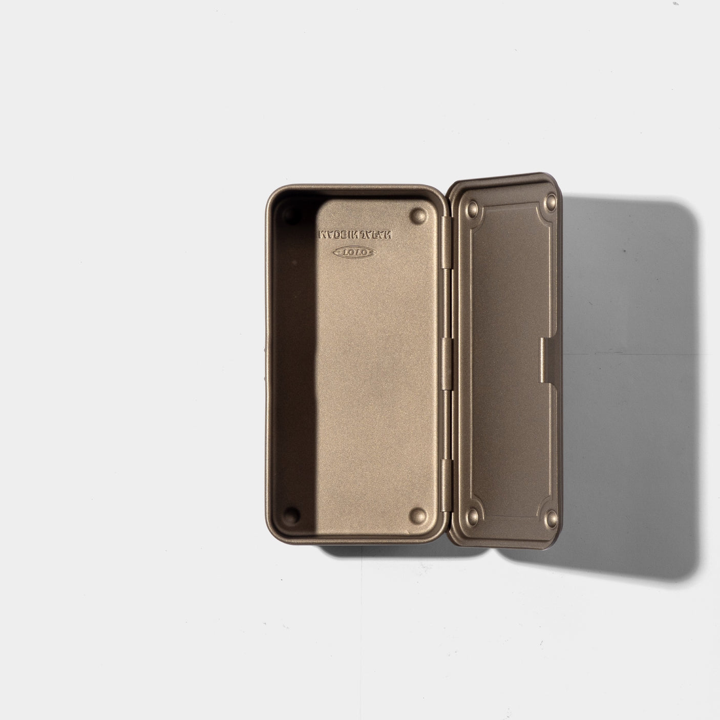 TOYO Trunk Shape Toolbox T-190 Ti (Titanium)