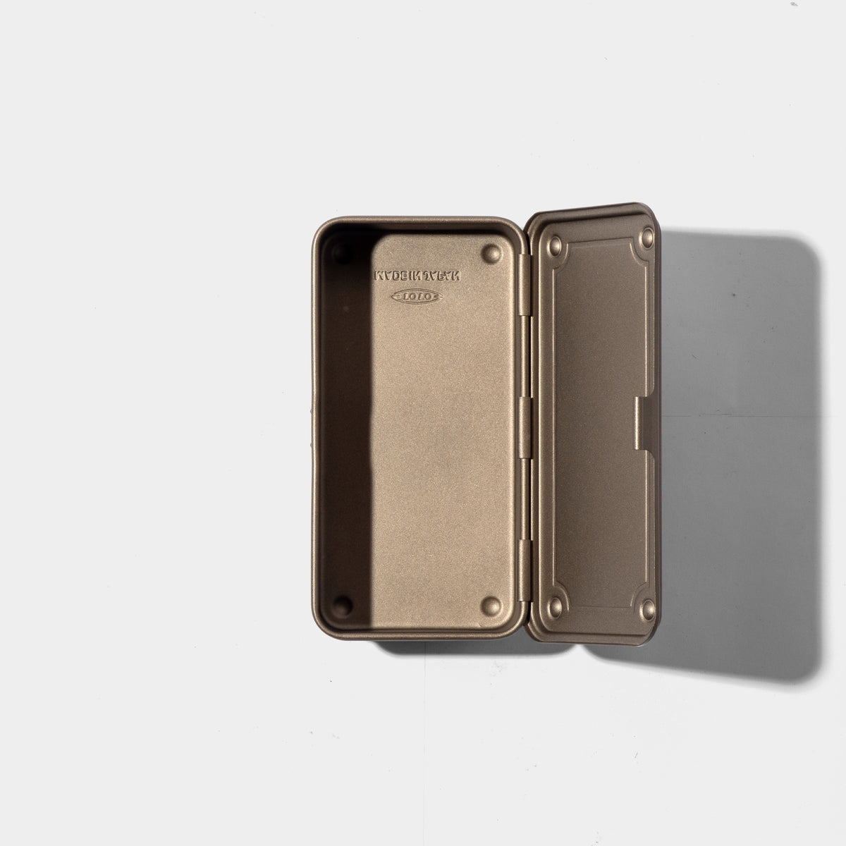 TOYO Trunk Shape Toolbox T-190 Ti (Titanium)