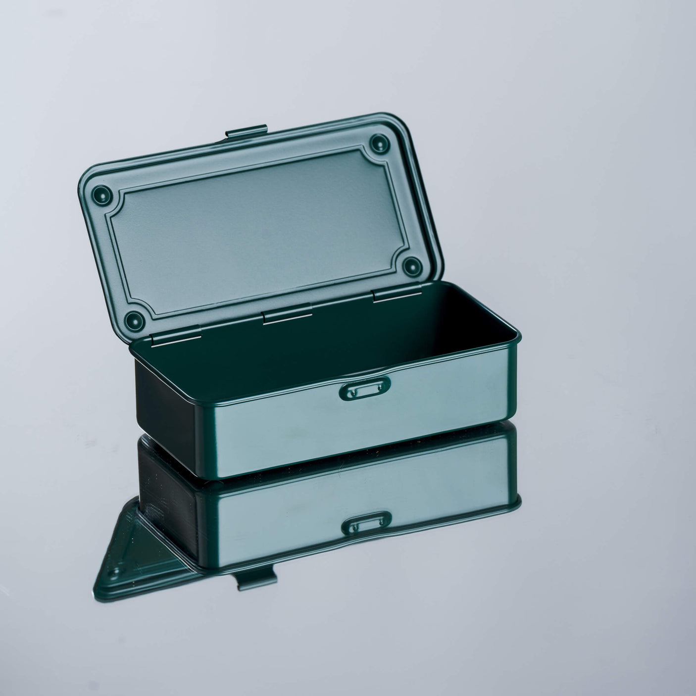 TOYO Trunk Shape Toolbox T-190 AG (Antique Green)