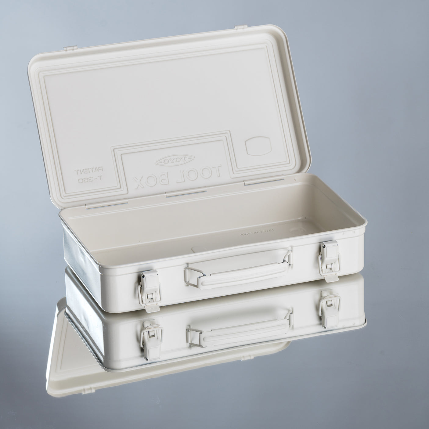 TOYO Trunk Shape Toolbox T-360 W (White)