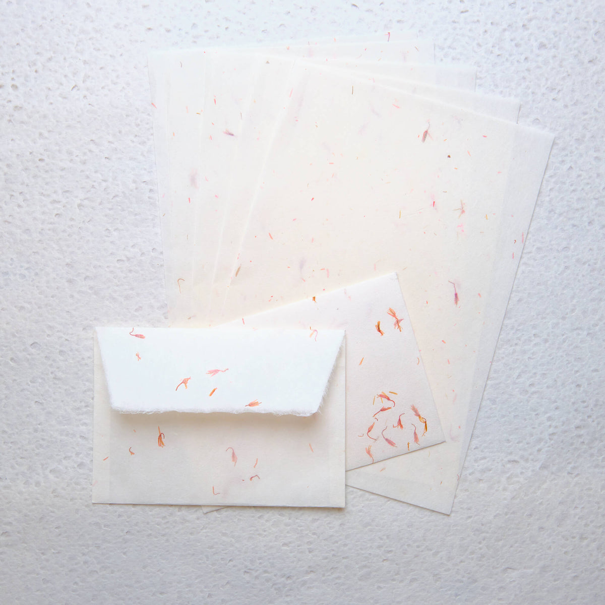 Safflower Hanairi Washi Letter Set