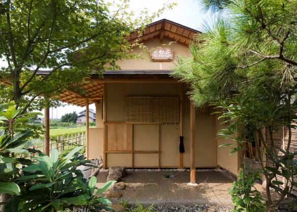 Bōro-an tea house built by Yuji Kanesada in Gifu