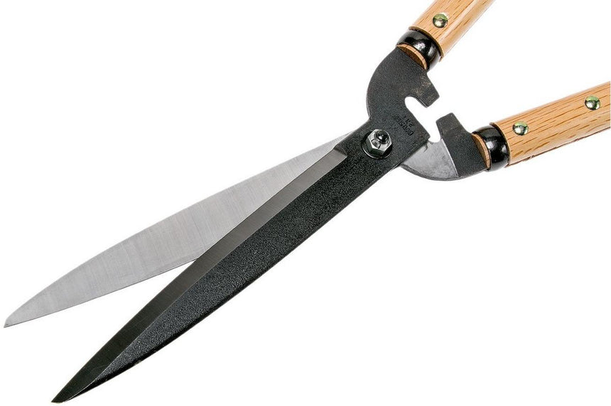 Okatsune Hedge Shears - Long Blade / Long Handle - Hedges & Topiary - Japanese Tools Australia